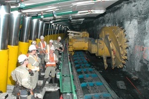  	Longwall excavation machine at Carborough Downs (Vale) 